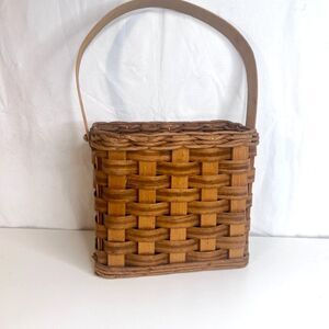 Wine Bottle Basket Wicker Rattan Picnic 2 Compartment Carrier Farmhouse Cottage